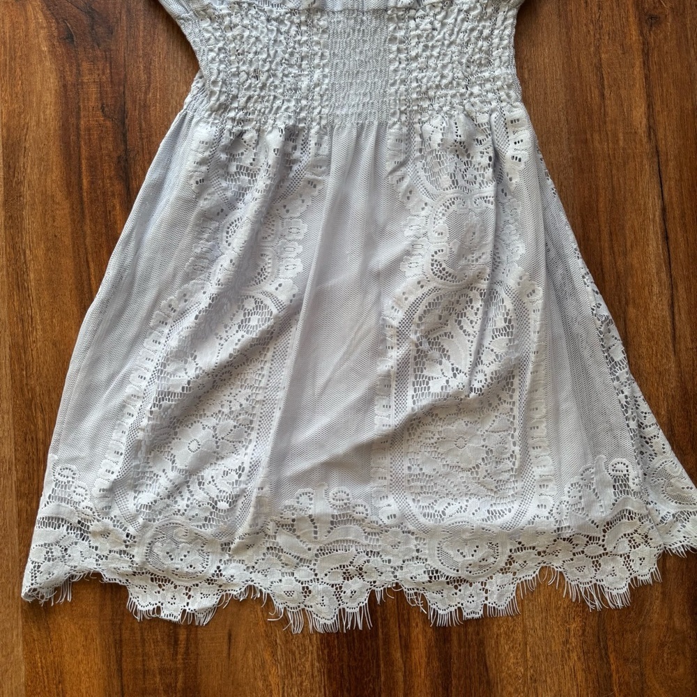 Vintage Lace Mini Dress Smocked Flutter Sleeve Romantic Coquette Cottagecore Y2K - Picture 5 of 9